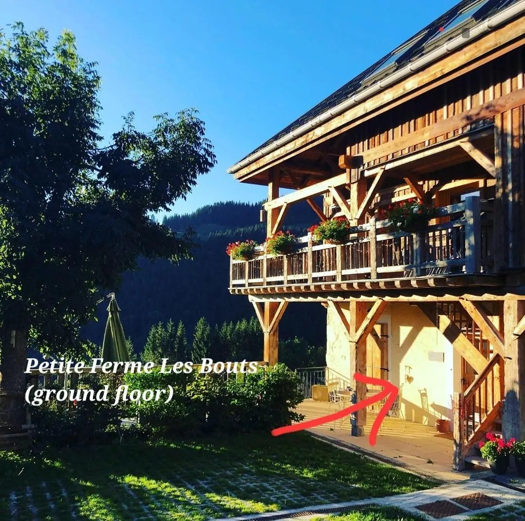 Family Stays In Petite Ferme Les Bouts & Grenier Les Bouts - 2 Properties Side By Side La Côte d'Arbroz