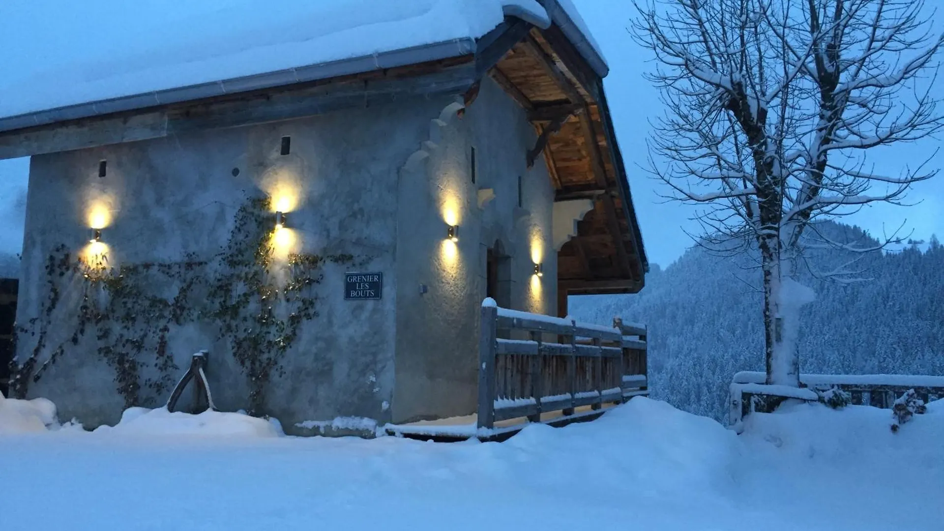 Family Stays In Petite Ferme Les Bouts & Grenier Les Bouts - 2 Properties Side By Side La Côte d'Arbroz 0*,  フランス